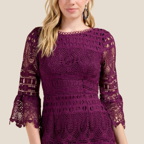 Francesca's Collections Dresses & Skirts - NEW Francesca's Melody Bell Sleeve Dress